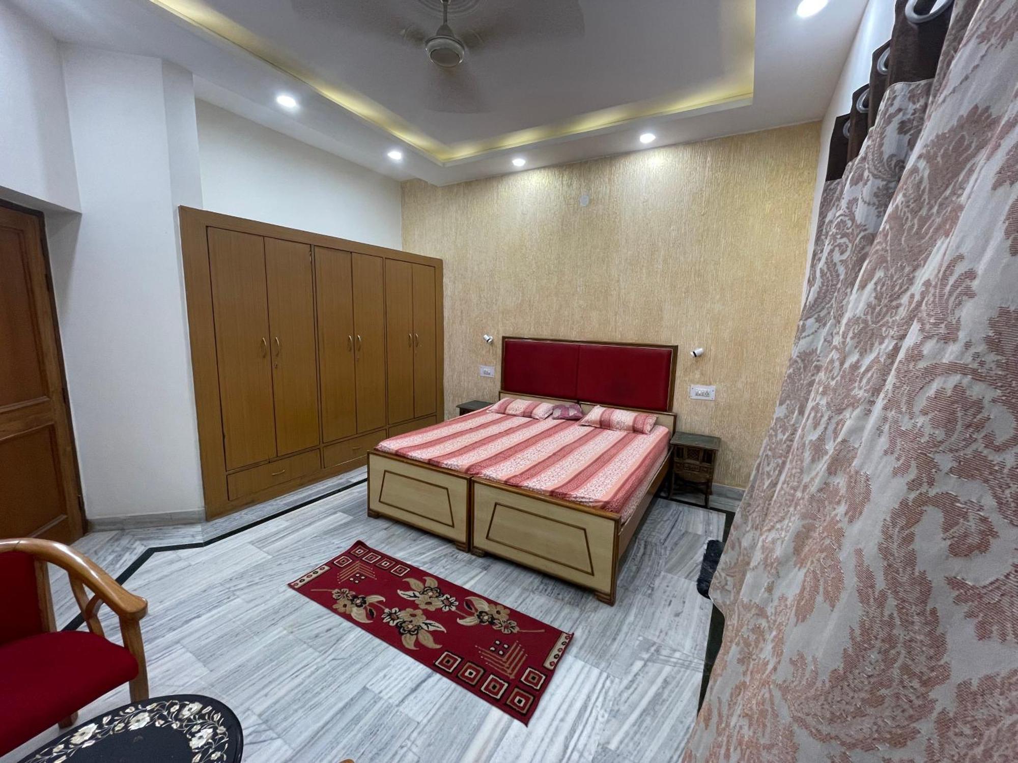 N Homestay Agra Tajganj Exterior photo