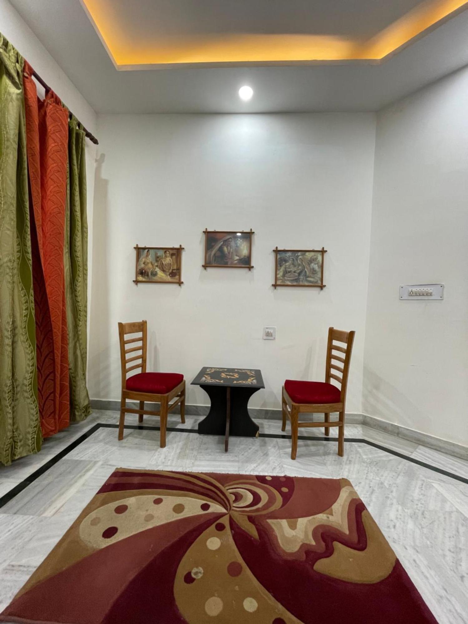 N Homestay Agra Tajganj Exterior photo