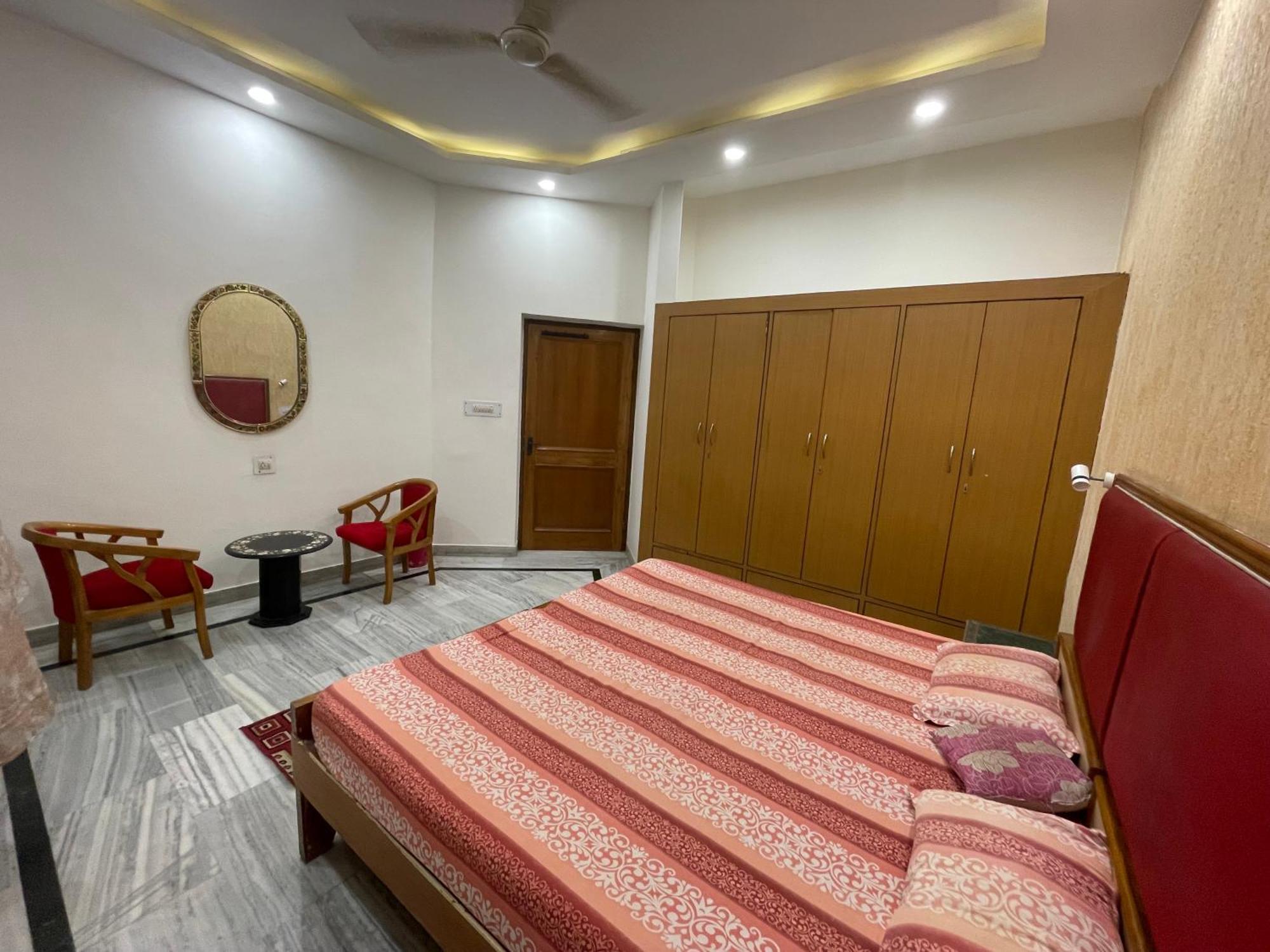 N Homestay Agra Tajganj Exterior photo