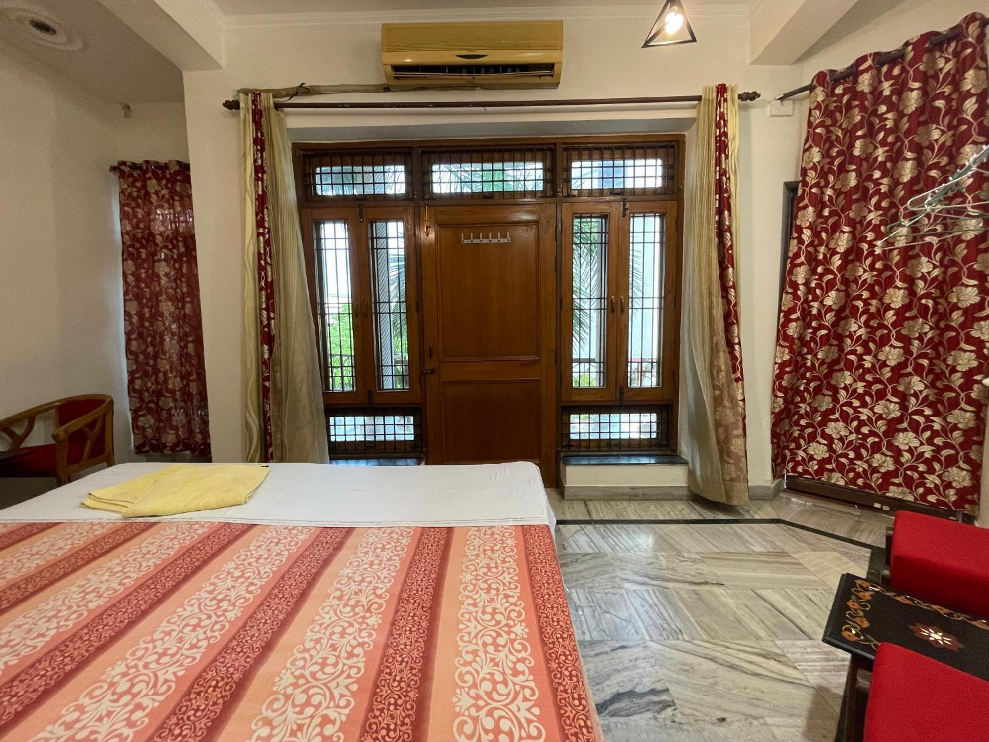 N Homestay Agra Tajganj Exterior photo